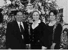 Hillary Clinton, a presidential candidate, with one of the biggest cocaine traffickers in the United States, George Cabrera, who provided financial support during the Clinton's election for second term