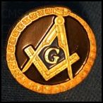 Freemasonic symbol of letter G, from Hebrew letter gimel and a snake biting its tail